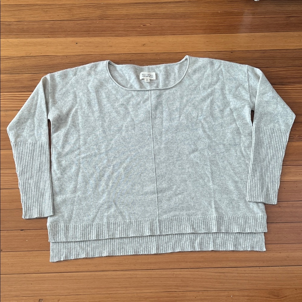 Nili Lotan 100% cashmere sweater